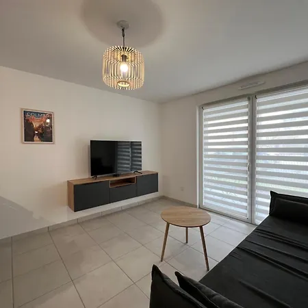 Apartment Le Stan - Proche Centre - Terrasse & Parking Gratuit