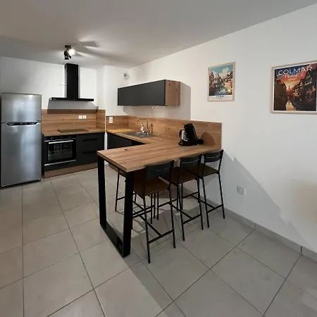 Apartment Le Stan - Proche Centre - Terrasse & Parking Gratuit *