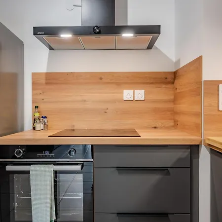 Le Stan - Proche Centre - Terrasse&parking Gratuit