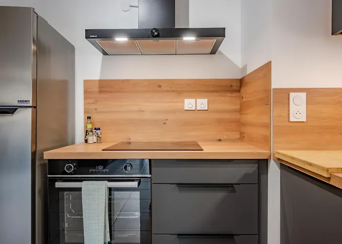 Le Stan - Centre - Terrasse & Parking Gratuit - Commerces A Proximite